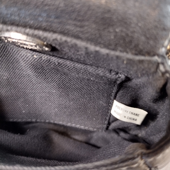 Chic Black Crossbody Bag by Rosetti - Picture 5 of 5